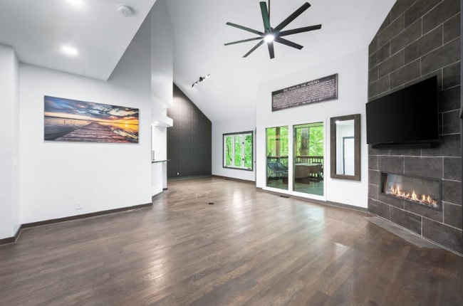 Photo - 700 Harpeth Trace Dr