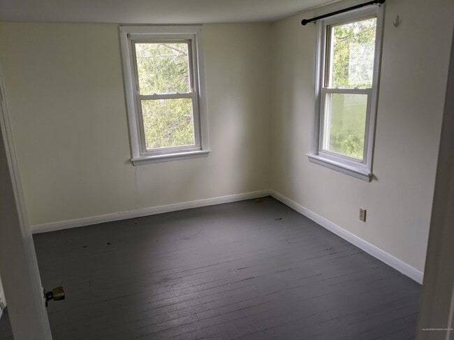 Photo - 896 Stillwater Ave