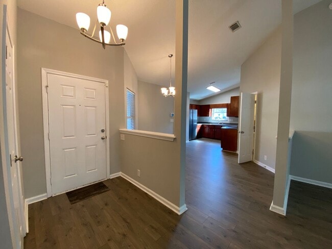 Photo - 118 Hydrangea Rd