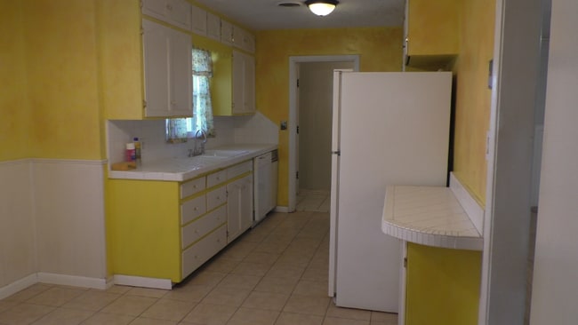 Photo - 3301 Sheridan Rd