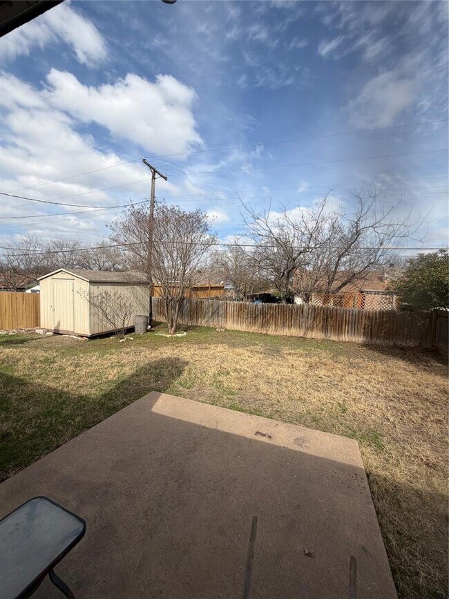 Photo - 1100 York Castle Dr