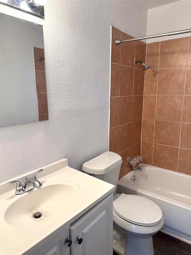 Photo - 5412 Market St Unidad 3