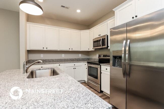 Photo - 150 Noble Pk Cir