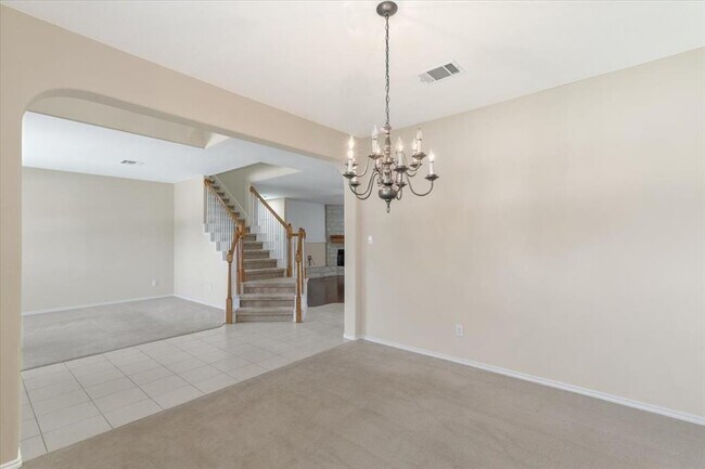Photo - 207 Colby Ln