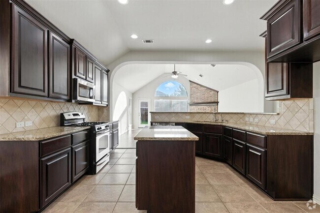 Building Photo - 7019 Dewberry Shores Ln Rental