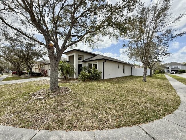 Photo - 27519 Sky Lake Cir