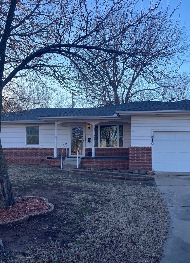 Photo - 810 Kimberly Rd