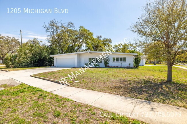 Photo - 1205 Michigan Blvd