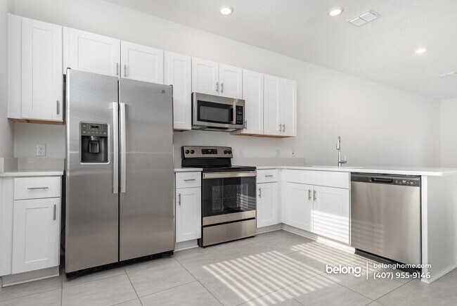 Photo - 2037 Viewfinder St