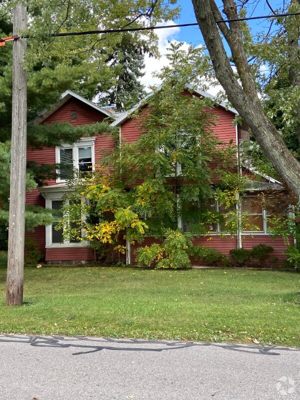 PetFriendly Rentals in Marion Township MI 39 Rentals