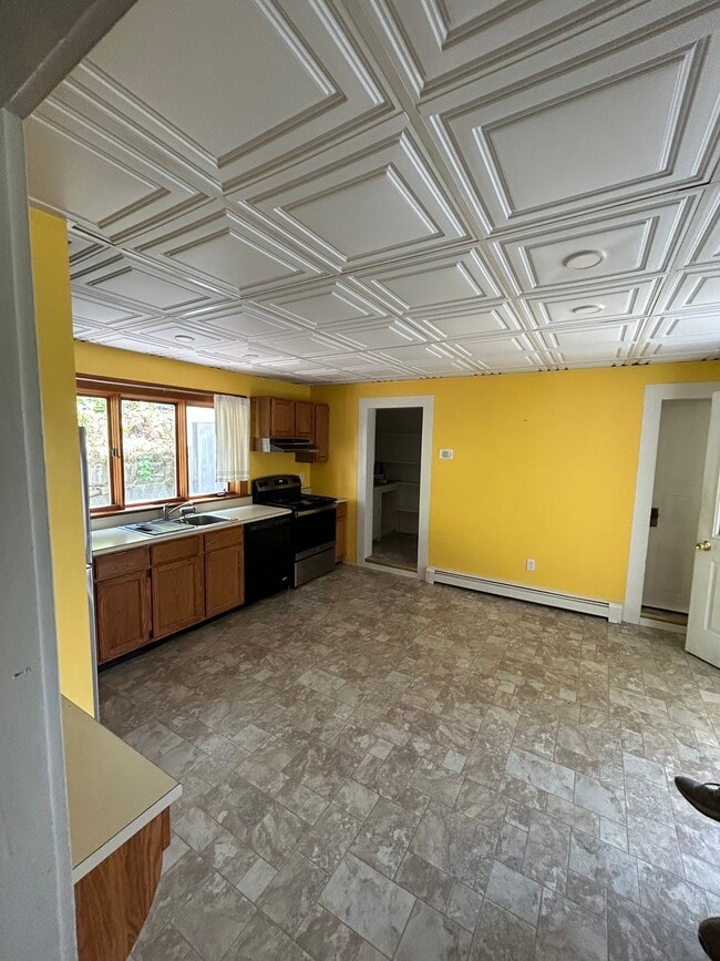 Photo - 30 Granite St Unit Floor 1