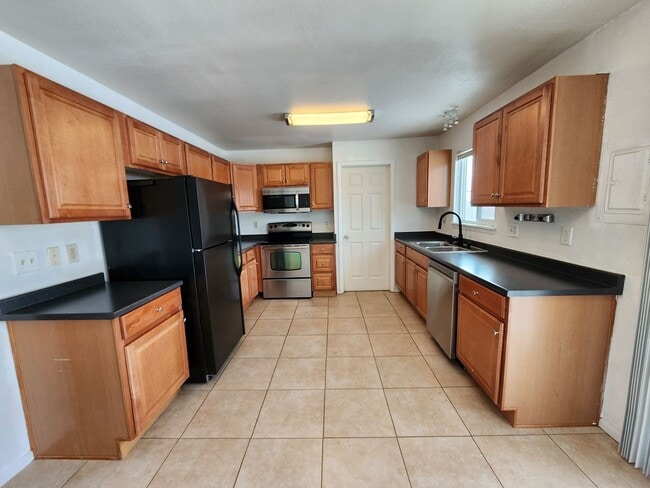 Photo - Stunning 3 Bed 2 Bath Home Near Prospect Lake