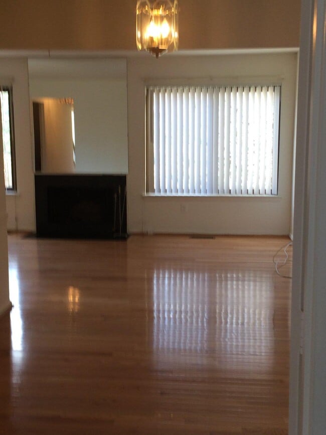 Photo - 10712 Muirfield Dr