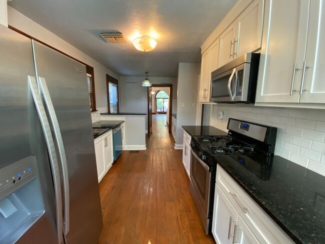 Photo - 2830 San Gabriel St Unit A & B