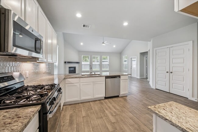 Photo - 2138 Reed Cave Ln