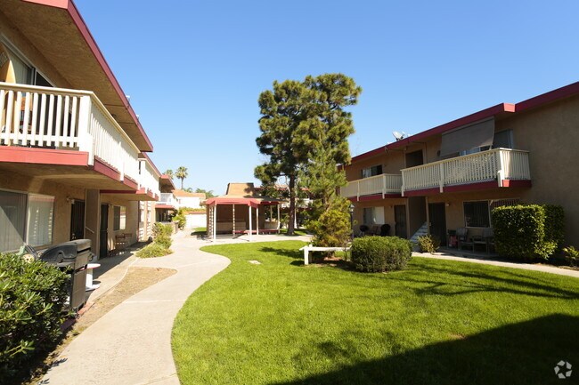 Photo - 7661 Garfield Ave