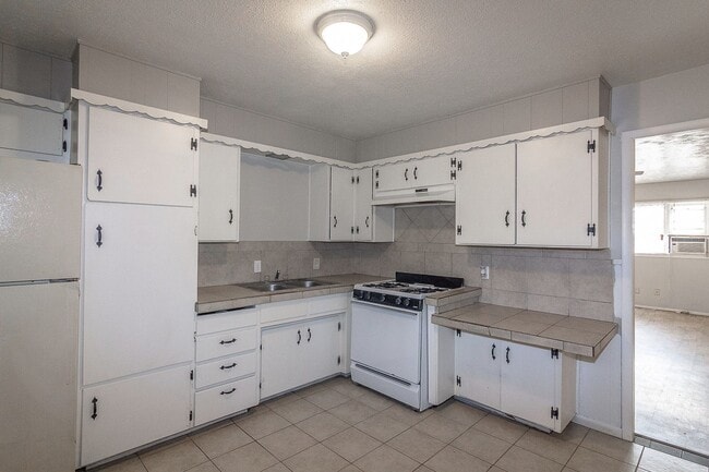 Photo - Cute 2-Bedroom Duplex Coming Soon!