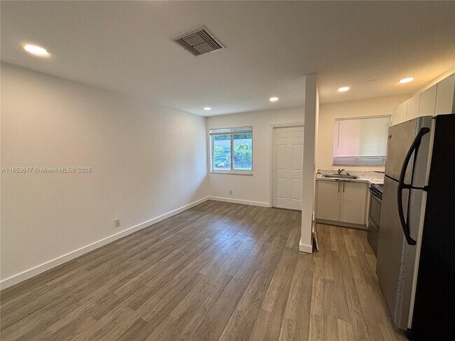 Photo - 2308 Jackson St Unidad 4