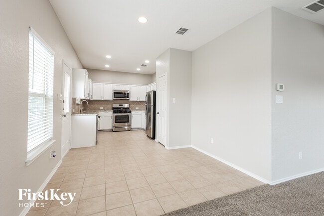 Photo - 3003 Candleside Dr