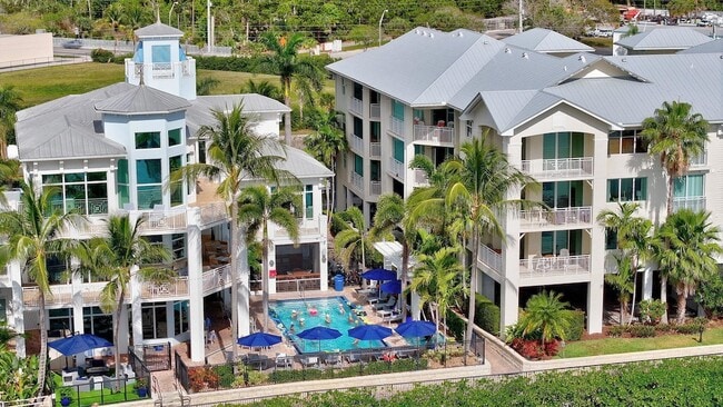 Building Photo - 975 NW Flagler Ave Unit 407