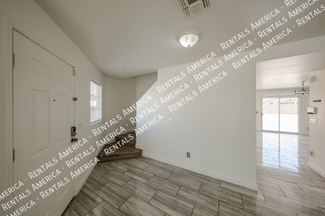 Photo - 7315 S 30th Ave