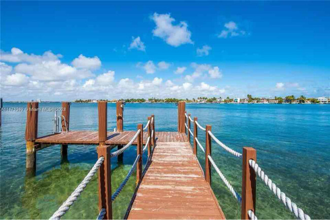 Photo - 1275 N Biscayne Point Rd House