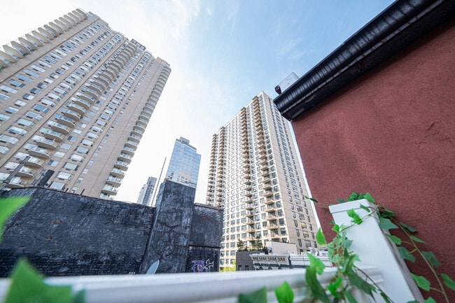 Photo - 328 E 74th St Unidad SI ID1032014P