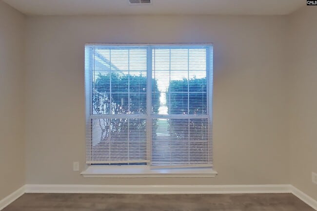 Photo - 104 Autumn Glen Rd