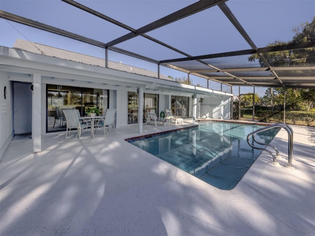 Photo - 117 Lacewing Pl