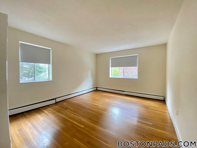 Photo - 90 Gardner St Unidad 18