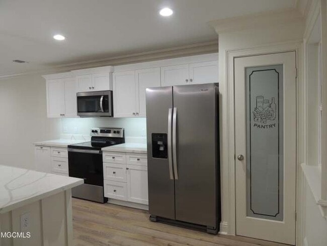 Photo - 248 Highpoint Dr