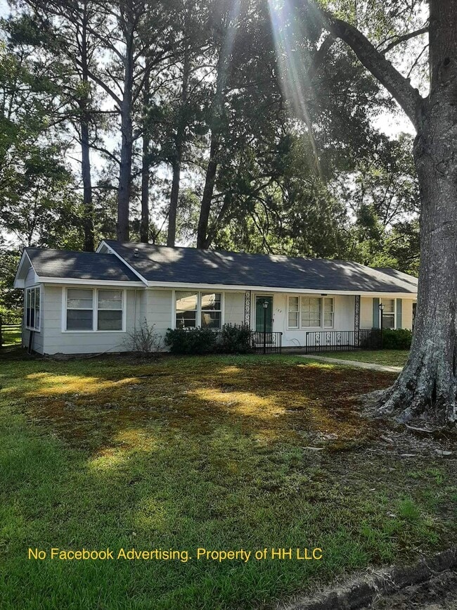Photo - 122 Florence St