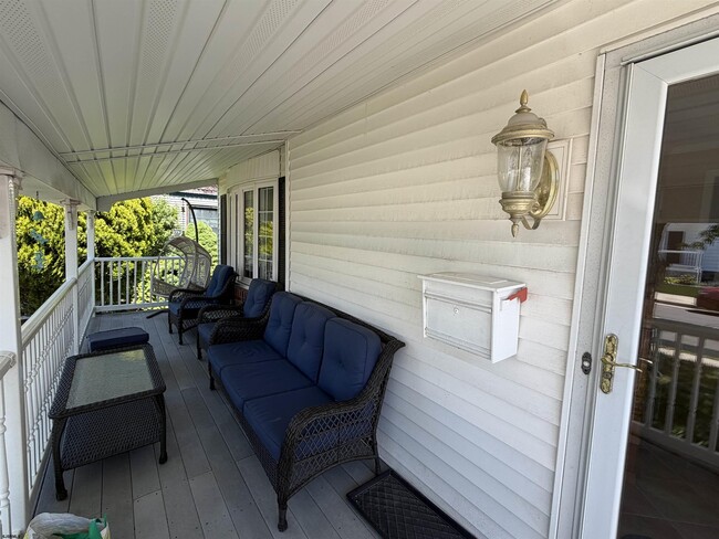 Photo - 415 N Harvard Ave