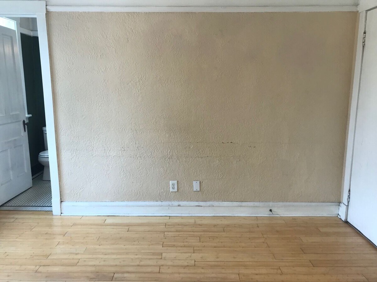 Photo - 1503-15 E Kane Pl