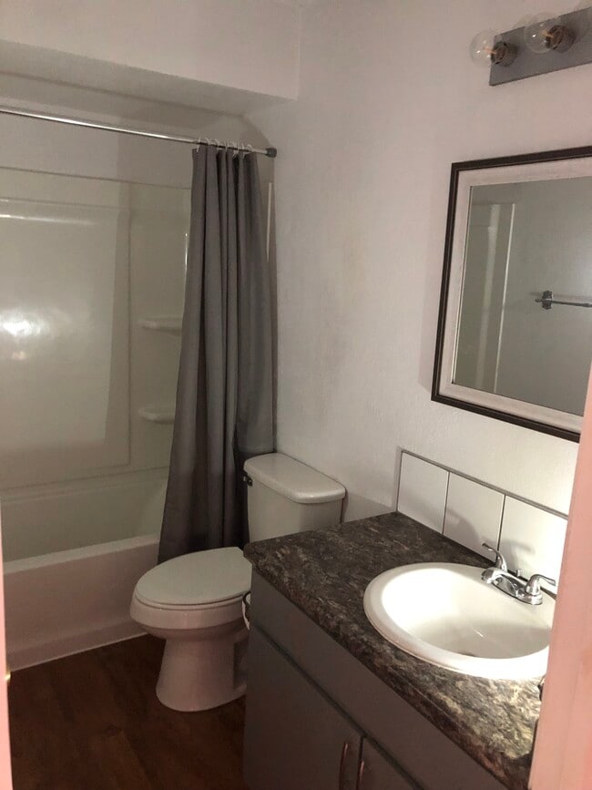 309 Shady Grove Dr