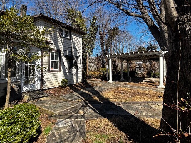 Photo - 8122 John Mosby Hwy