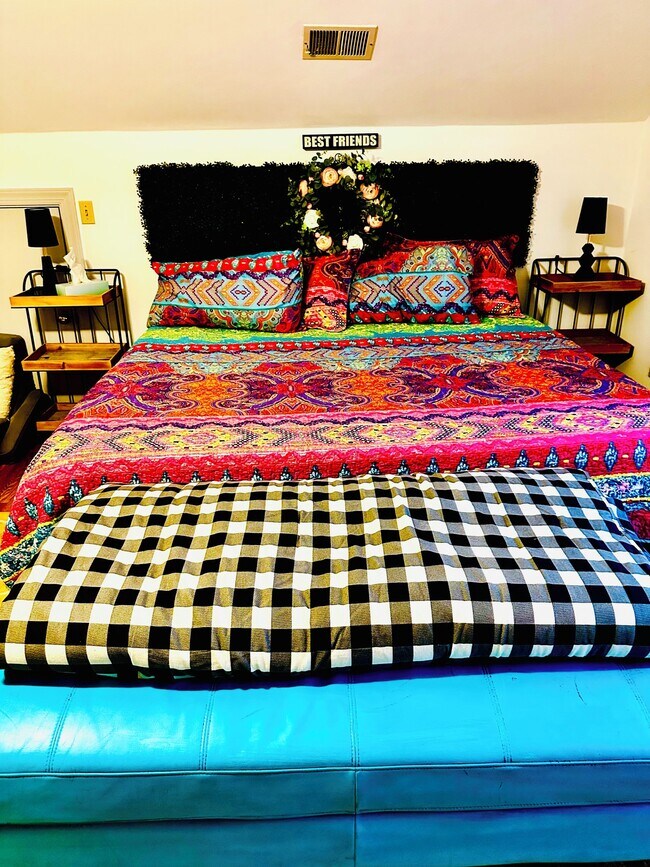 Photo - 4606 Backwoods Rd