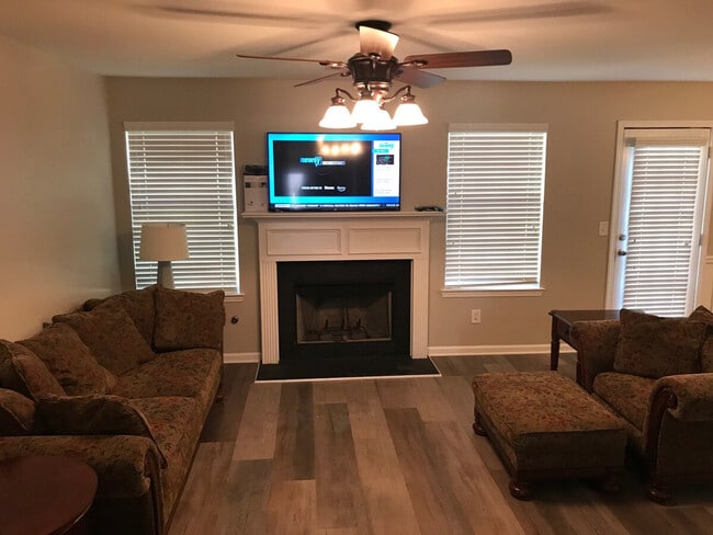 Photo - 327 Hidden Creek Ln Unit ID1289337P