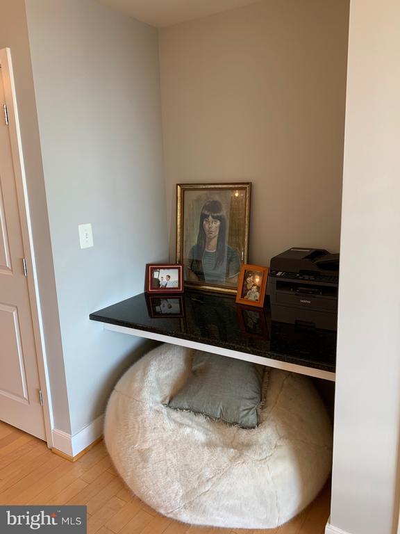 Photo - 4101 Albemarle St NW Unit 435
