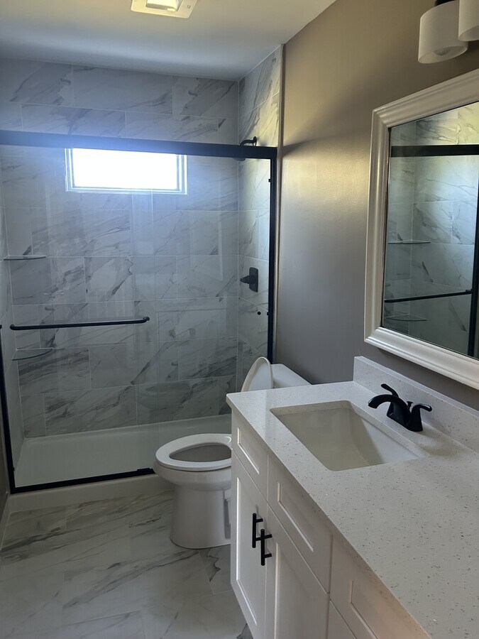 Photo - 2060 Lovers Ln