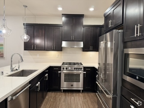 Building Photo - 1340 Civic Center Dr Rental