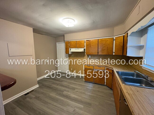 Photo - 920 Jackson Blvd
