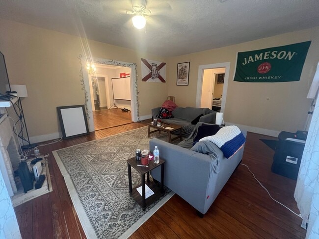 Photo - 1606 3rd Ave