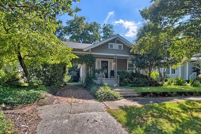 Photo - Adorable Bungalow in Highly Sought-After C...