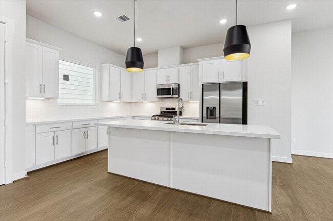 Photo - 412 N Stiles St