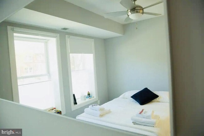 Photo - 1340 Nicholson St NW Unidad 4