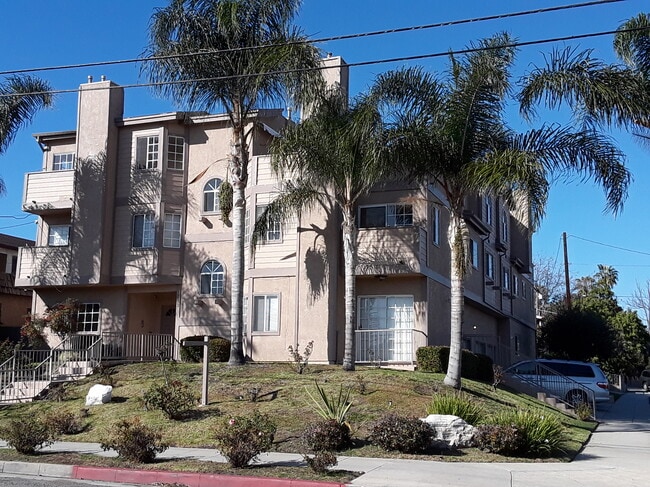 Building Photo - 852 W 1st St Unit 104