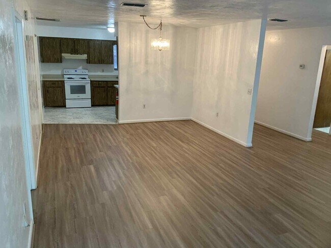 Photo - 7211 SW 18th Pl