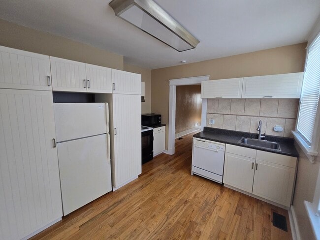 3 Lehrman Way Unit 2