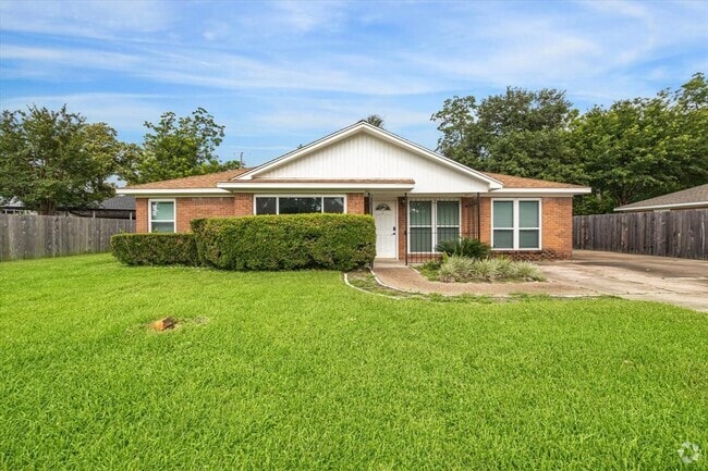 Building Photo - 3613 Lazy Spring Dr Rental